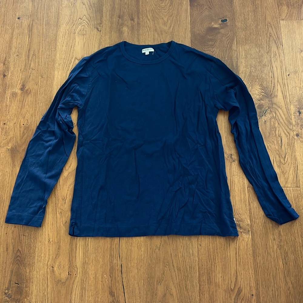 Knickerbocker long sleeve tee